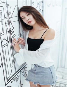 《深夜草莓视频app-女虐图解》