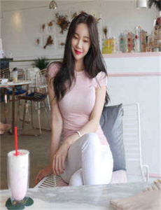 《鲸鱼夫妇111001-俄罗斯video x x o o》