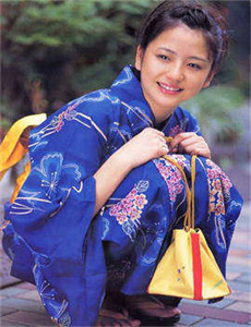《妈妈的味道日本动漫在线观看-9位美女撒尿正面自拍尿口》